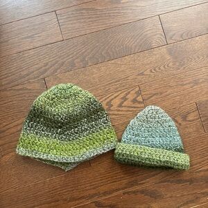 Green and Gray Knitted Kids Hat Set